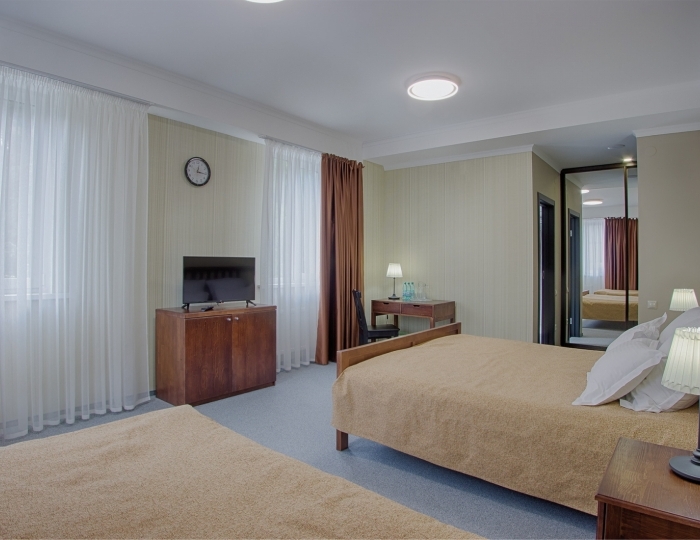 Семейный 3-местный (корпус №1) - Санаторий «Аврора» Белокуриха